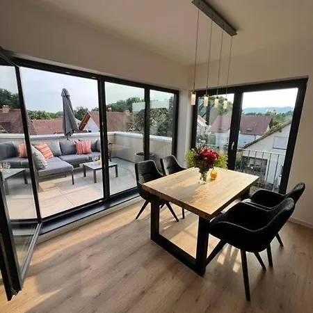 Rueckzugsort Im Rebenmeer Mit Terrasse, Grill & Parkplatz Venningen Exterior foto