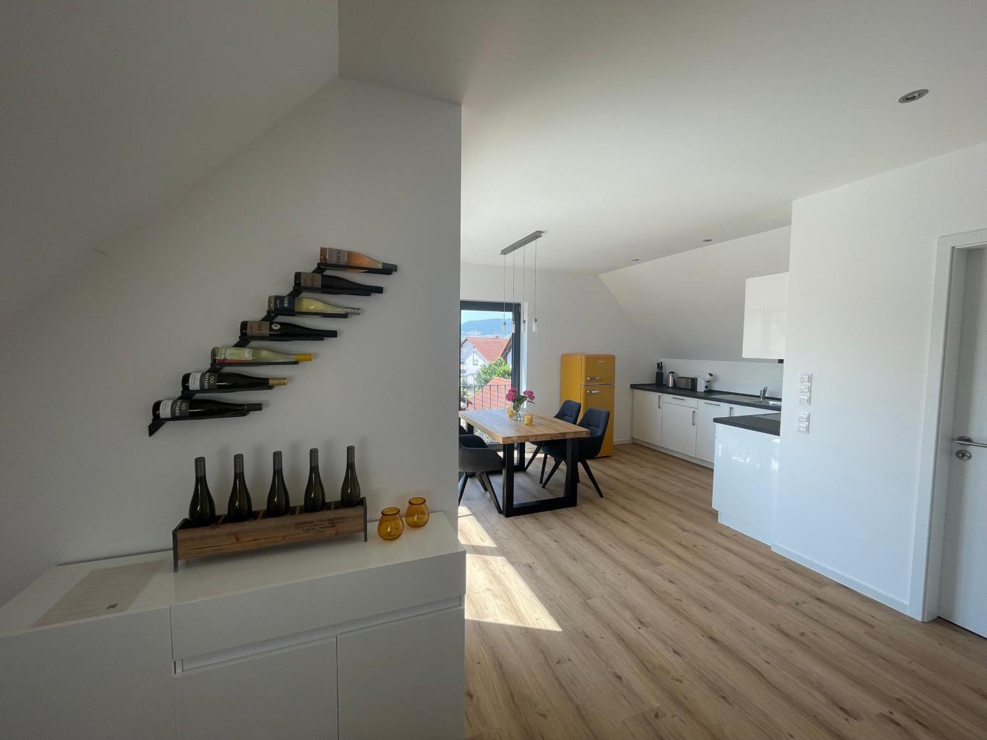 Rueckzugsort Im Rebenmeer Mit Terrasse, Grill & Parkplatz